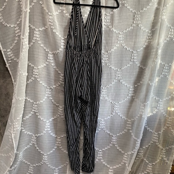 Favlux halter stripped jumpsuit size S - Picture 8 of 9